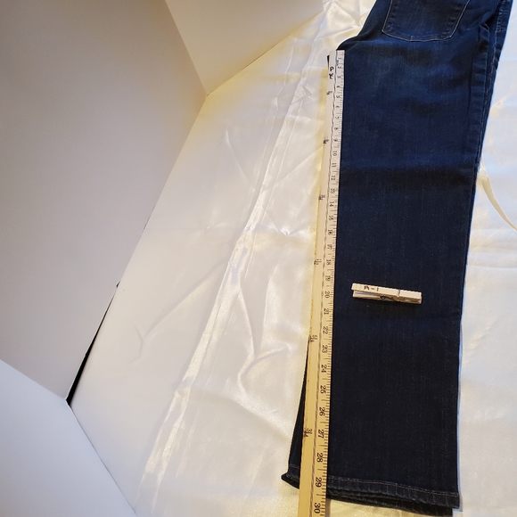 Kut From Kloth Women's Mid Rise Kathy Boyfriend Denim size 8 - Picture 9 of 14